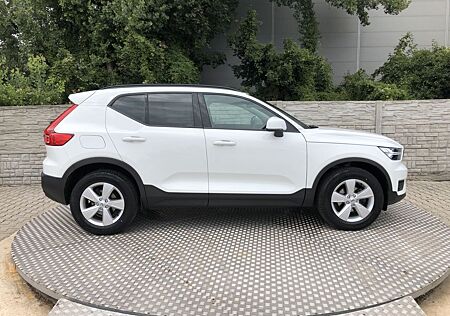 Volvo XC 40 XC40 D3 AWD Momentum Geartronic Momentum