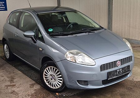 Fiat Grande Punto 1.4 8V Dynamic, Klima, Tüv Neu
