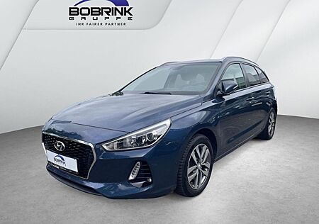 Hyundai i30 Family+ 1.0 T-GDI AWR Navi RFK SHZ LHZG