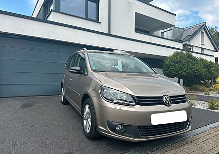 VW Touran Volkswagen Match Automatic 69000KM