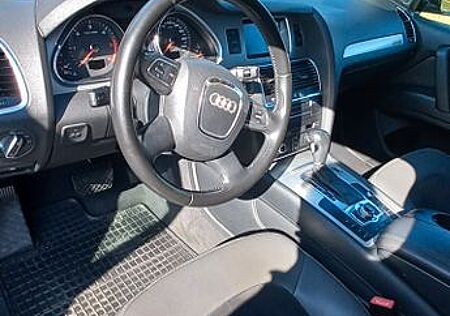 Audi Q7 3.0 TDI (DPF) clean diesel quattro tipt. -