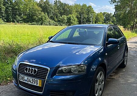 Audi A3 2.0 FSI Attraction Sportback Attraction