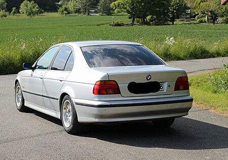 BMW 523i ,BJ 98, TÜV 5/2027