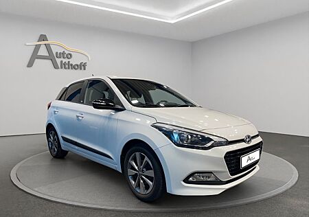 Hyundai i20 Passion + LM NAV TEMP SHZ PDC KLIMA