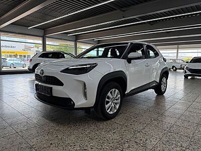 Toyota Yaris Cross/Rückfahrkamera/AHK/ACC/SPARSAM