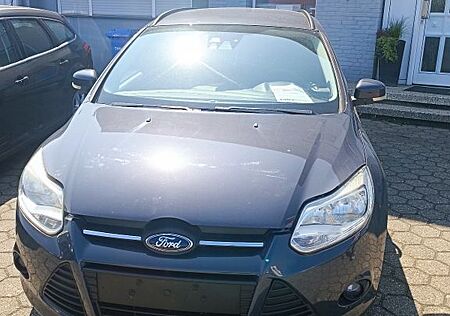 Ford Focus Turnier Trend Erst 105000 km gelaufen