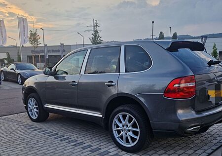 Porsche Cayenne Diesel, Luftfederung, Tiptronic
