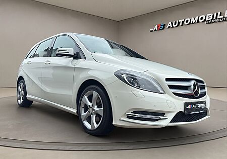 Mercedes-Benz B 180 7G SPORTPAKET LEDER/ BIXEN/ PDC/ KLIMA