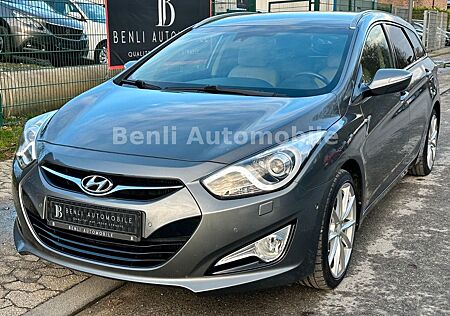 Hyundai i40 cw Premium/LEDER/NAVI/AHK/SHZ/TMP/VOLL/