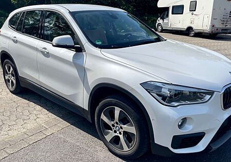 BMW X1 sDrive18d Advantage Steptronic