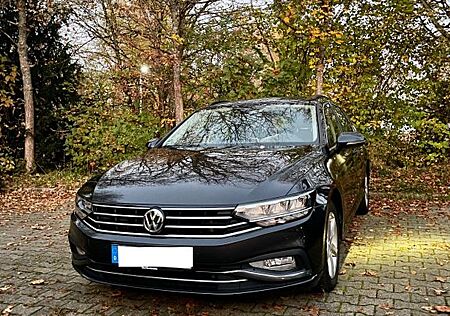 VW Passat Variant Volkswagen 2.0 TDI SCR 140kW DSG Busines...