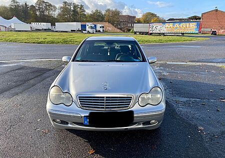 Mercedes-Benz 200 Mercedes Benz C200 Kompressor Elegance