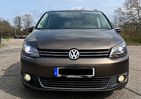 VW Touran Volkswagen 2.0 TDI 103kW DSG -