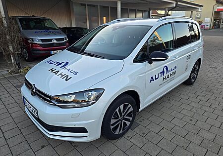VW Touran Volkswagen 1.5 16V TSI AHK RFK Navi ACC Gar2031