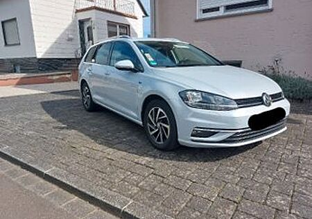 VW Golf Volkswagen 1.6 TDI Join Variant Join