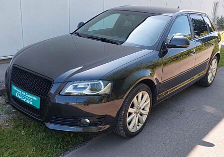 Audi A3 Sportback 2.0 TDI XENON Sitzh. PDC V&H