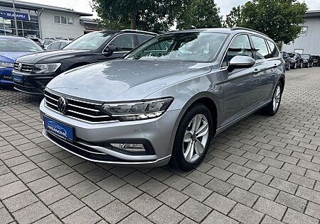 VW Passat Variant Volkswagen Business°AUT°147 KW°AHK