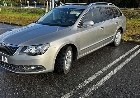 Skoda Superb 2.0 TDI 125kW Elegance Combi Elegance