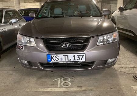Hyundai Sonata 2.0 VGT CRDi GLS Top Zustand