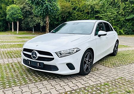Mercedes-Benz A 180 d DCT - Business Design