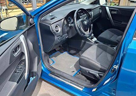 Toyota Auris Comfort 1,6-l-Valvematic Multidrive S ...