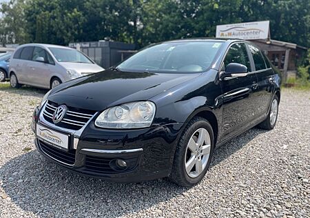 VW Jetta Volkswagen V United 1.6