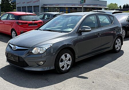 Hyundai i30 FIFA WM Edition/Klima/SHZ/TÜV 04-2026