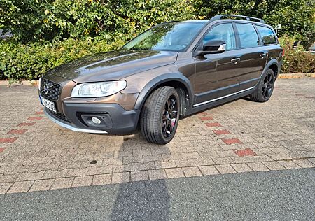 Volvo XC 70 XC70 D4 AWD Summum Geartronic Summum
