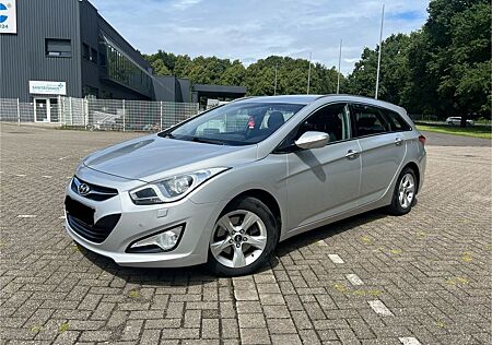 Hyundai i40 cw 1.6 GDI FIFA World Cup*PDC*SHZ*TEMPOMAT*