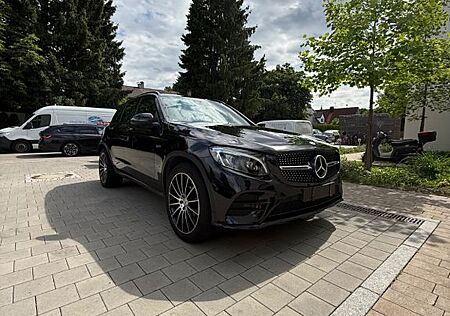 Mercedes-Benz GLC 43 AMG Mercedes-AMG GLC 43 4MATIC Autom....