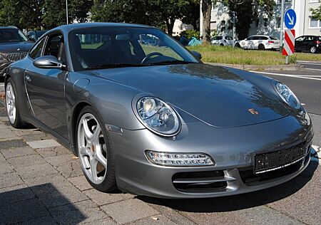 Porsche 997 911/ Carrera Coupé *XENON*Automatik*Bose