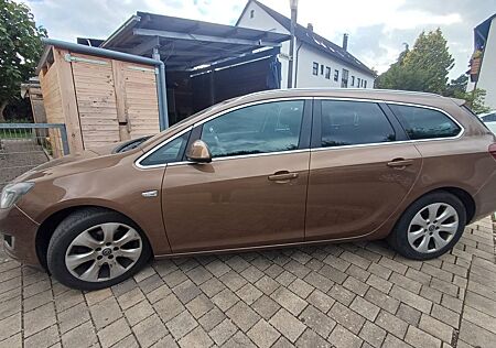 Opel Astra Sp. T. 1.6 CDTI eco Exklusiv 100 S/S E...