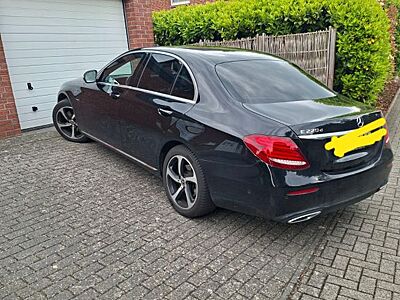 Mercedes-Benz E 220 d Autom. -