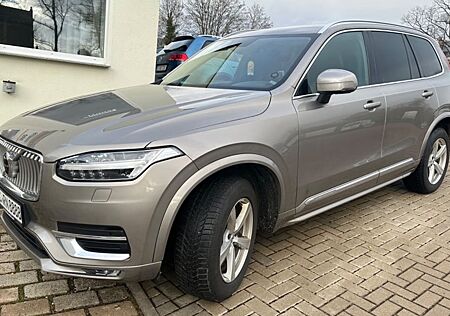 Volvo XC 90 Inscription -Sommer 20 Zoll -Hybrid-Diesel