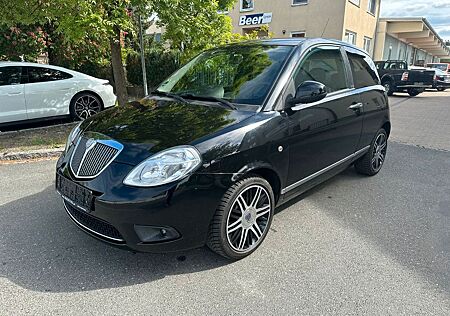 Lancia Ypsilon 1.2 8V Elle