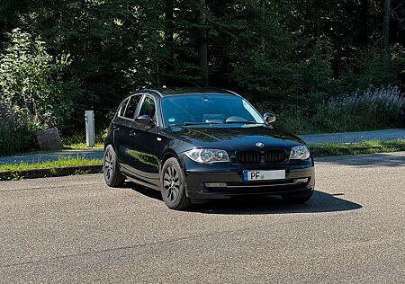 BMW 116i E87 | CarPlay, Kamera, PDC, Sitzheizung