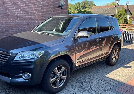 Toyota RAV 4 2,0-l-Valvematic 4x4 Travel Multidrive...