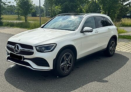 Mercedes-Benz GLC 300 d 4M AMG Pano AHK Multib Volll.