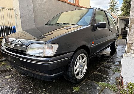 Ford Fiesta 1.3i Black Magic