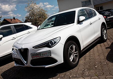 Alfa Romeo Stelvio MY 18 2.0l First Edition AT8 Q4 1.Hand
