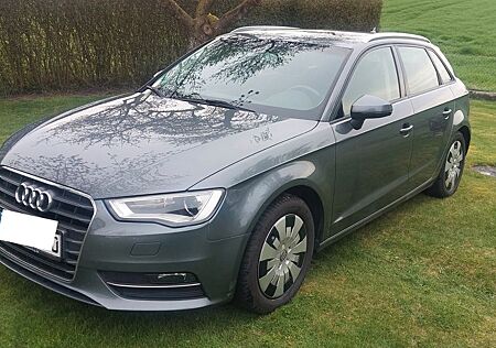 Audi A3 1.4 TFSI Attraction Sportback Attraction