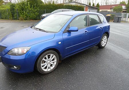 Mazda 3 Lim. 1.6 Sport Active Sehr gepflegt !!