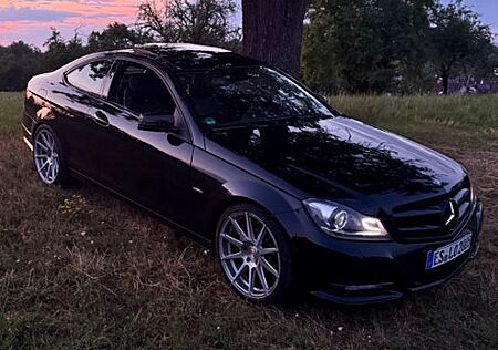 Mercedes-Benz C 180 W204