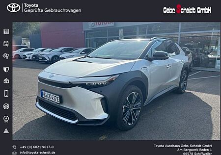 Toyota bZ4X VOLLAUSSTATTUNG mit ALLRAD Panorama Navi di