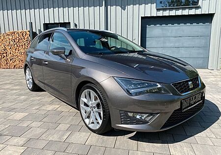 Seat Leon ST FR NAV LED Alcantara PDC Sitzheizung