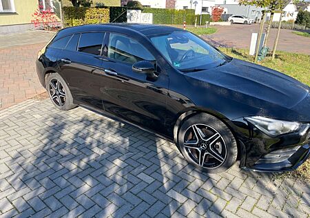 Mercedes-Benz CLA 250 Shooting Brake CLA 250 e DCT Shootin...