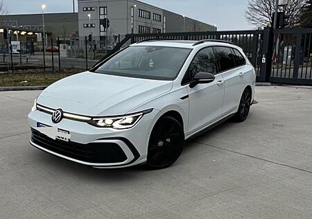 VW Golf Volkswagen 2.0 TDI SCR 110kW DSG R-Line Variant R-Line