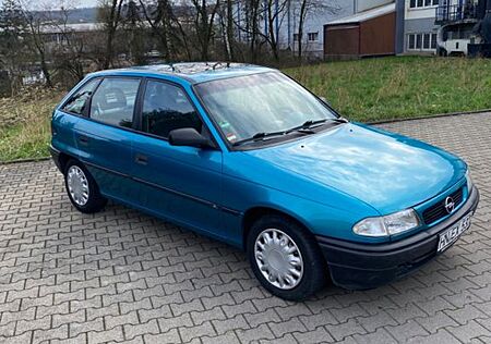 Opel Astra FCC 1.6 bj 1994