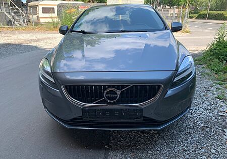Volvo V40 Momentum