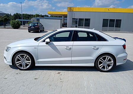 Audi A3 2.0 TDI quattro clean diesel S line,Scheckhe
